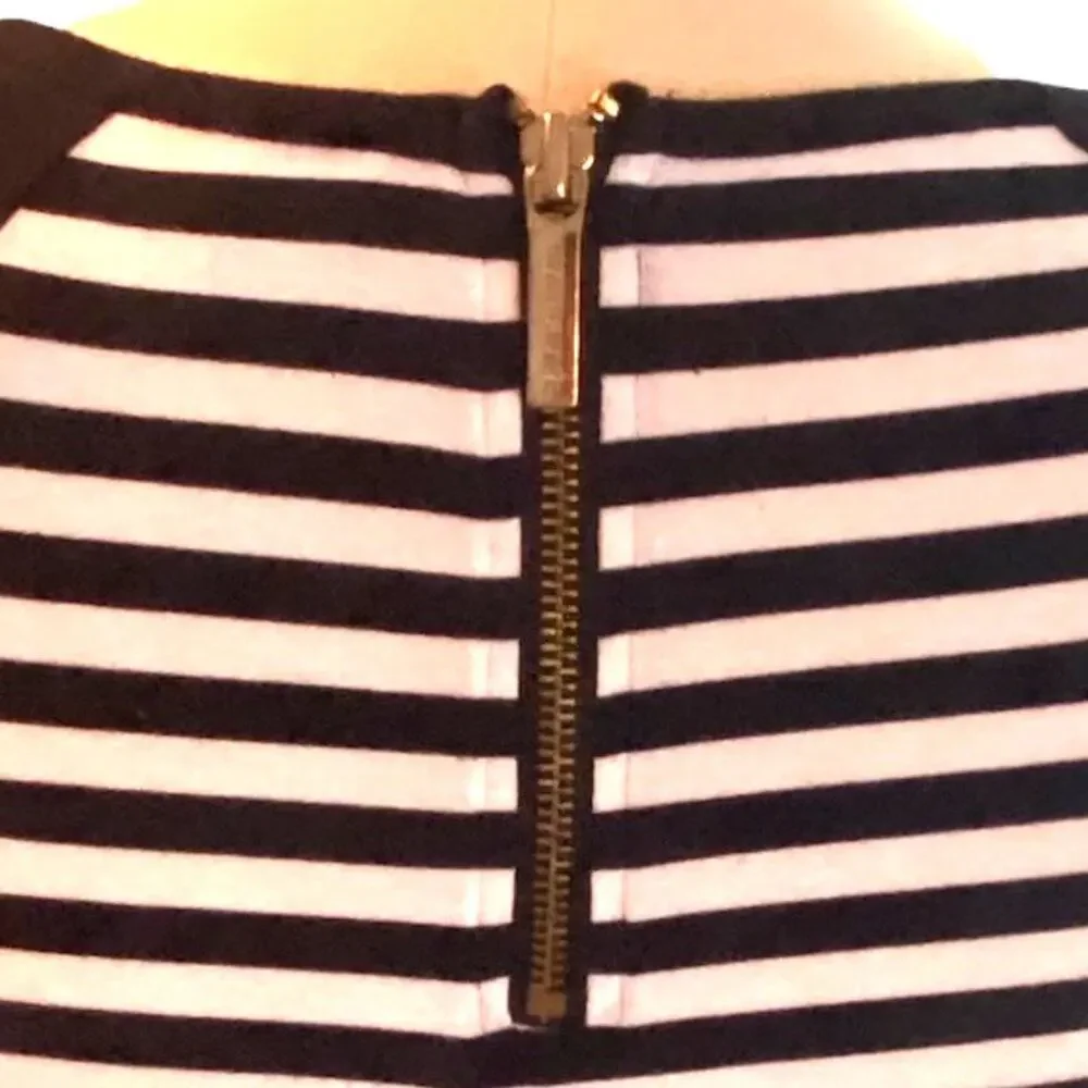 Ladies MICHAEL KORS Blue White Striped Tunic Top ~ 3/4 sleeves ~ Gold MK ~ Small